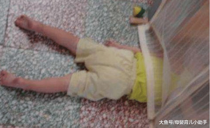 1岁宝宝一夜之间成了植物人，竟是妈妈这一动作造成的，家长要注意