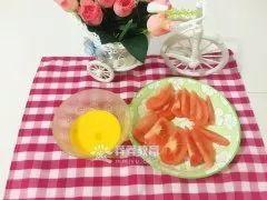 催乳食谱——西红柿丝瓜鸡蛋汤