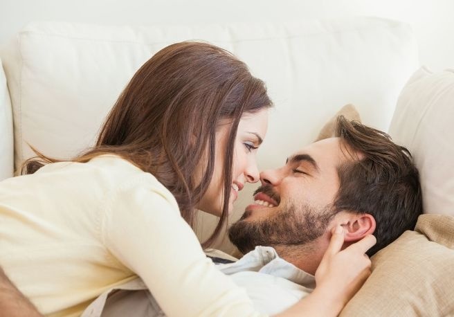 夫妻生活要按“规矩”行事，若对方出现3种行为，需紧急停止