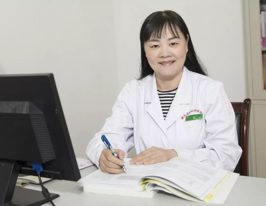孩子发烧后，儿科医生妈妈竟然这样做……
