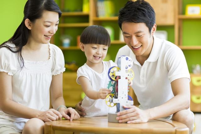 「服从」并不代表「尊重」，如何培养良好的亲子关系？