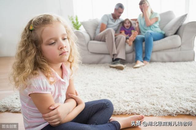 生了二胎才知道人永远都是偏心的，你真的能做到一碗水端平吗？