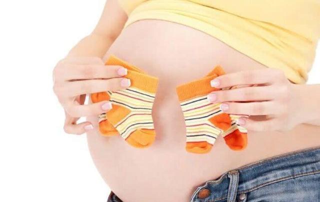 8岁男童对妈妈说：你要是敢生，我就敢死！为何大宝如此抗拒？