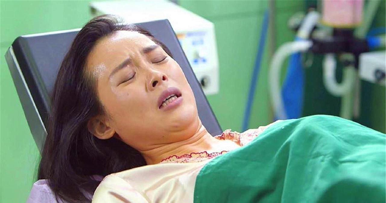 女性生完孩子后，多久会来月经？在这个“时间段”内，无需担心