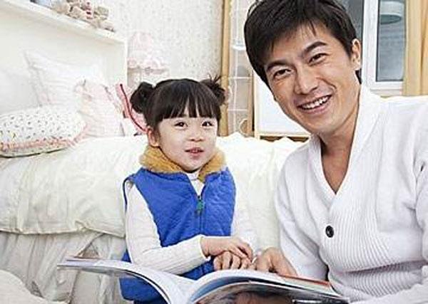 和孩子交流，聪明父母会经常说四句话，他们会越来越优秀