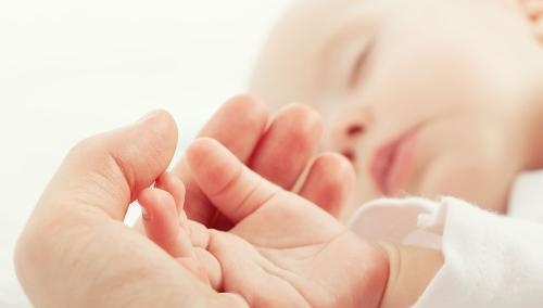 从睡姿就能看出宝宝性格？据说很靠谱，最后一种家长要当心