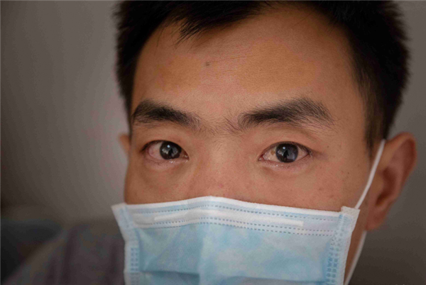 5岁男童患病，不忍心拖累爸爸妈妈：等我走了，就和奶奶埋在一起