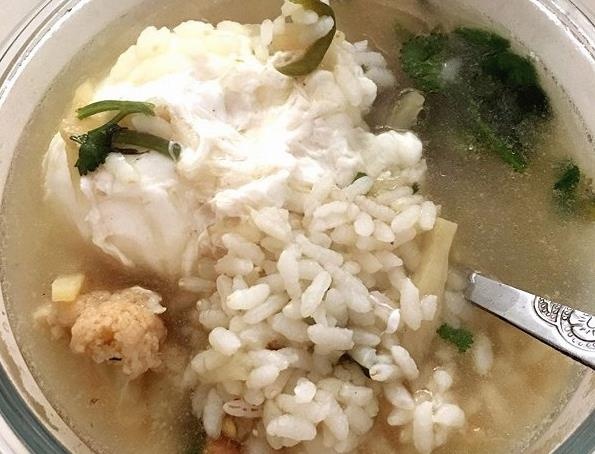 老一辈尽量少给孩子吃这种“饭”，可能会不易消化，损害孩子肠胃