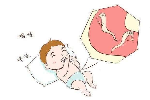 半夜女儿哭闹屁屁痒，送去医院检查过后，医生指责宝妈不称职