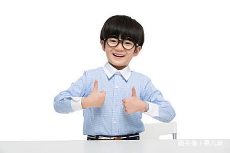 真正有出息的孩子，不在于穷养或富养，据说会有四个特征