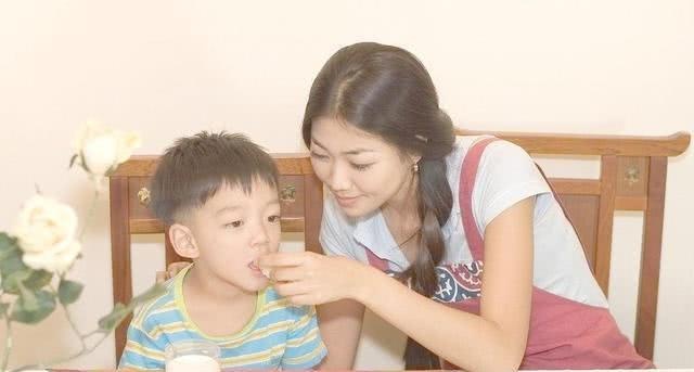 别再执着“穷养儿”，这几方面坚持富养，长大后才有出息
