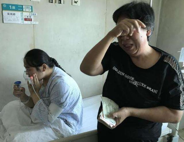 孕妇产检宝宝在肚子里吐泡泡，妈妈被萌翻了，医生却不让留