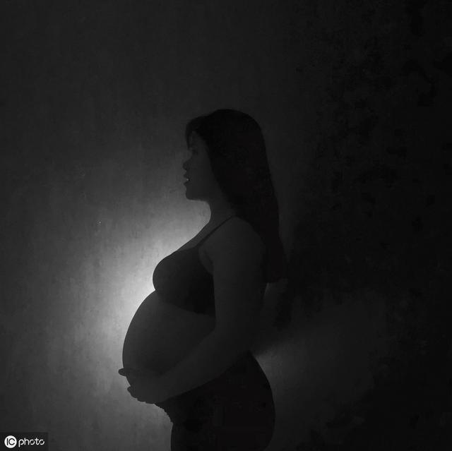 在职场，一位怀孕女人的尴尬