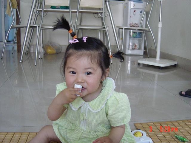 “妈妈，我要吃糖”“晚点再吃”延迟满足训练其实是折磨孩子