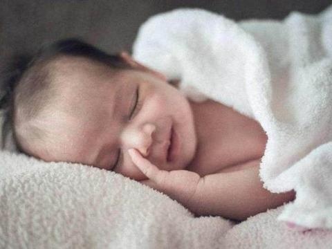 在这3个时间点出生的宝宝，是有福气的孩子，宝妈也跟着有福
