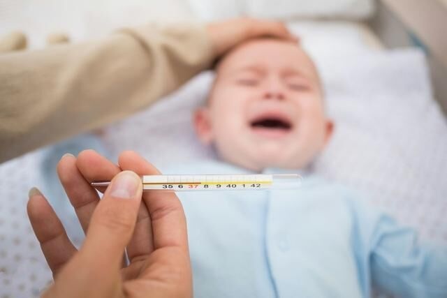 孩子生病前有哪些信号，下面四招，教你识别