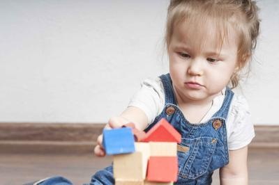 父母该学点幼儿心理学，了解孩子哭泣背后的心理需求，陪伴成长