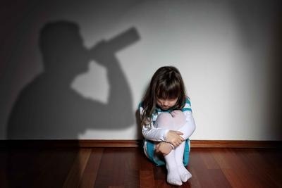 父母该学点幼儿心理学，了解孩子哭泣背后的心理需求，陪伴成长