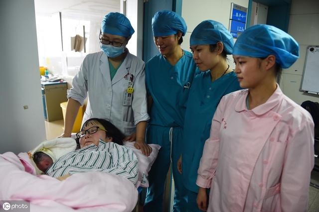 生孩子的时候老婆说是第一胎，医院却摇头，生没生过一眼就能看出