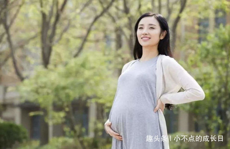孕期适当散步，对胎儿发育好，但要尽量避开这两个时间段