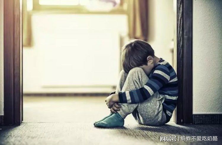 你们还在孩子面前吵架吗？