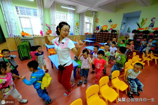 当幼儿园的规矩与家规冲突时，父母们该怎么办？