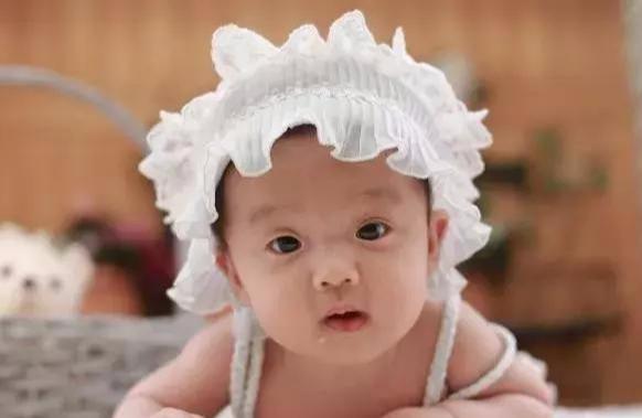 育儿疯狂砸钱钱，真能给孩子“买”个好未来？其实并不是钱的事