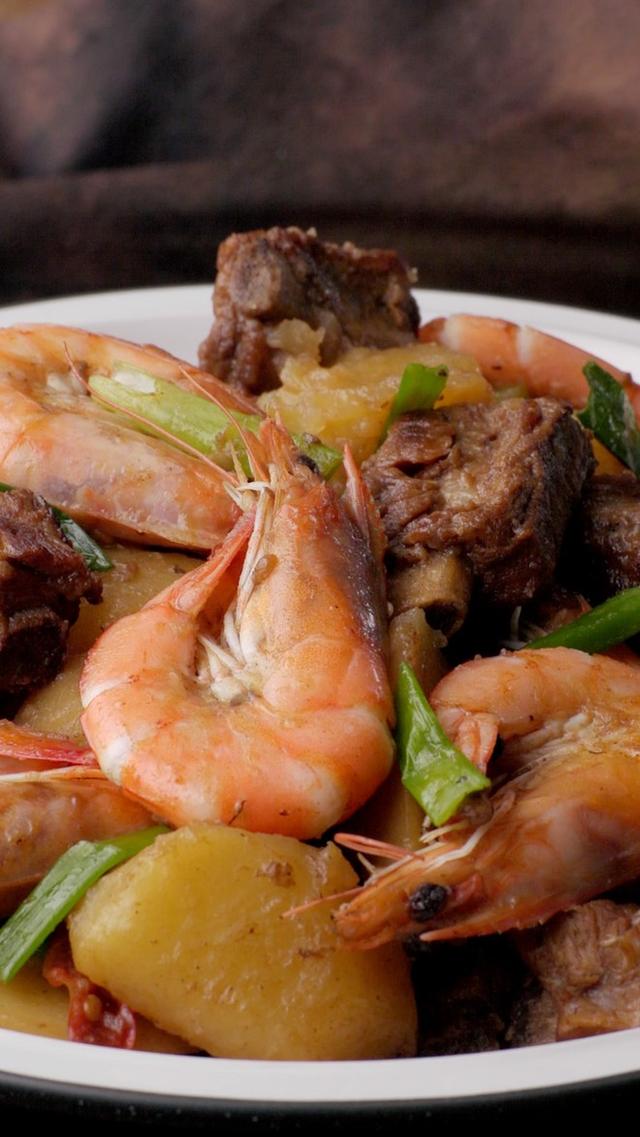 名门泽佳多少钱:排骨鲜虾煲