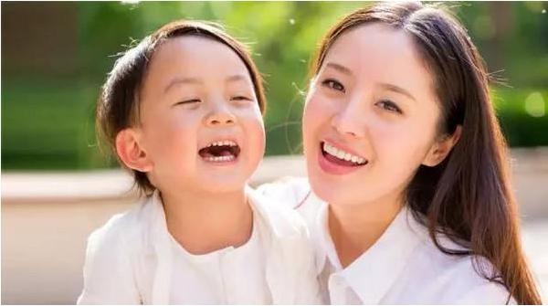 开家长会的时候，这些穿搭雷区不要碰，孩子难堪自己也丢人