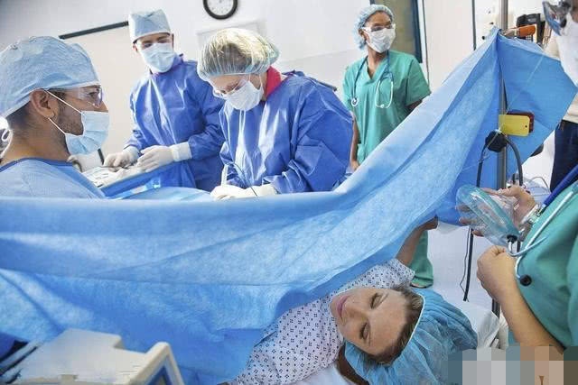 为什么剖腹产一般在怀孕38周进行，而不是40周？看完颠覆认知