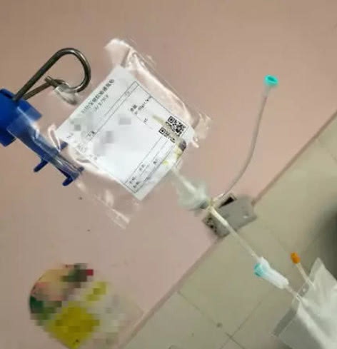 两位孕妇换床位，护士未核对信息，错把保胎药打给了孕吐高龄孕妇