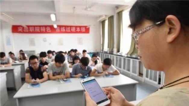 开家长会的时候，这些穿搭雷区不要碰，孩子难堪自己也丢人