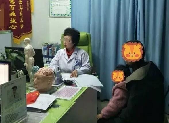 妈妈床头的常用物，却让4岁女孩性早熟，再方便家长也要及时停止