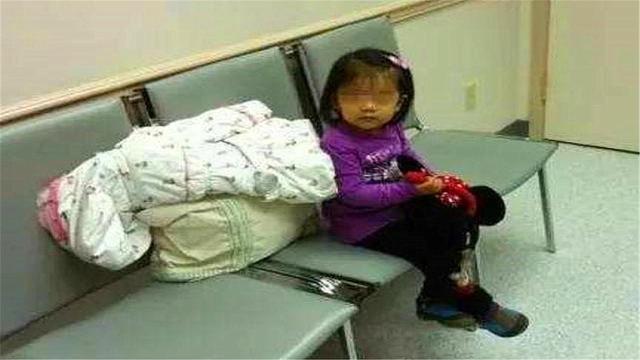 产妇产房内生娃，7岁女儿独自房外等待，孩子的话让护士哽咽
