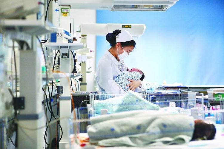 为什么医院的男孩女孩，好像都扎堆出生？从科学方面怎么解释？