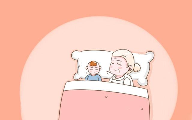 为什么孩子不能跟老人一起睡？或容易出现4个问题，不是迷信