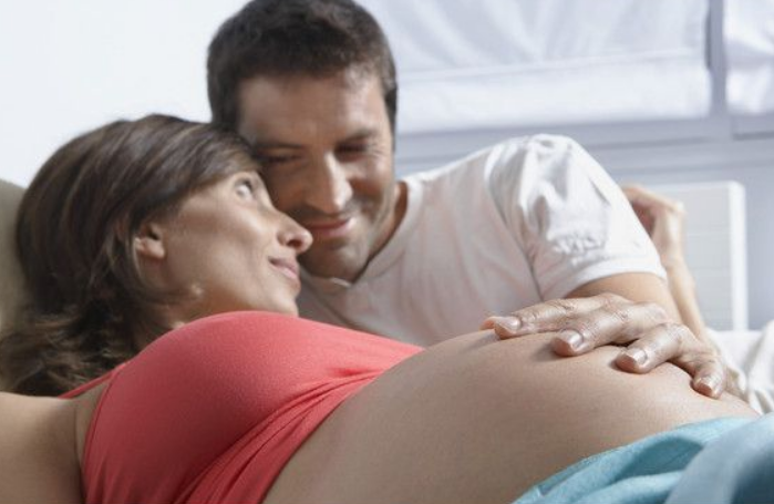 怀孕时期，“高智商”的孩子多半会有这3种表现，全中就恭喜了！