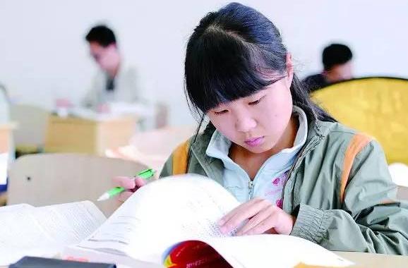 想要知道孩子聪不聪明，在孩子5岁之前，家长多观察这些就可以了