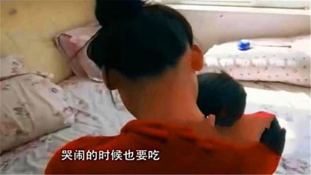 7岁孩子还在吃母乳，宝妈无奈求助医生，医生说出的话让宝妈羞愧