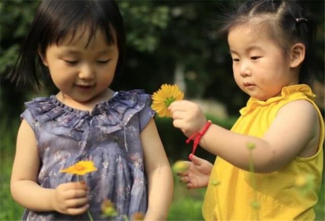 孩子害羞怎么办？这些方法帮助害羞的孩子建立自信