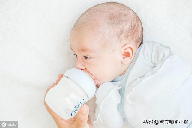 奶奶为了节约奶粉反而造成孩子更大的伤害，科学育儿从你我做起