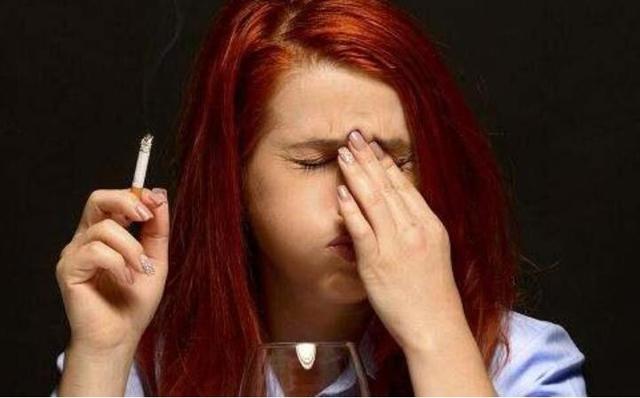 产检时宝宝对着镜头“吐泡泡，”妈妈被萌翻了，医生却说流掉吧