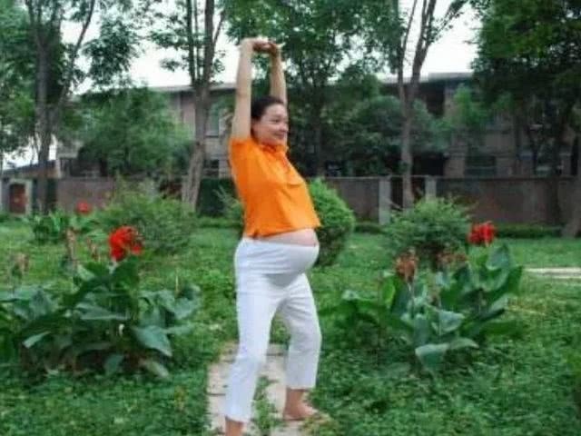 怀孕后，这3件事要尽量避免，再喜欢也要忍，否则宝宝可能长胎记