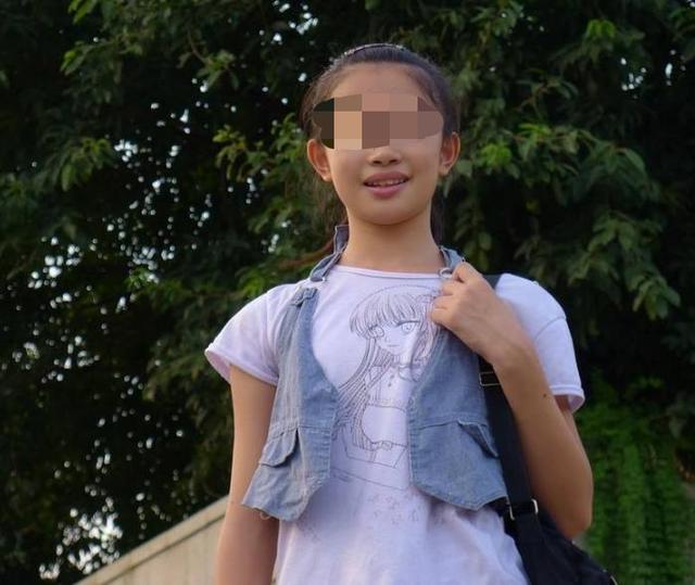 7岁女童来月经，医生的话让妈妈惭愧，这些食物不能再给孩子吃了