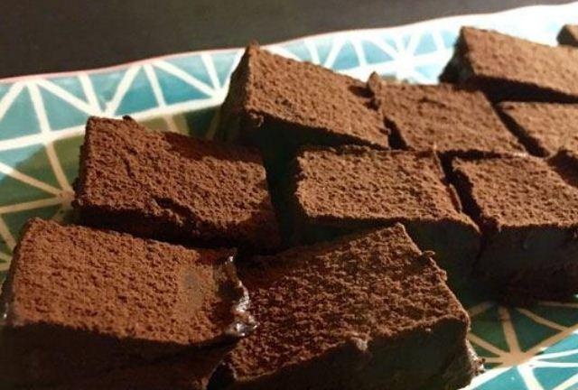 怀孕期间，孕妇平时尽量多吃4种“零食”，或能促进宝宝发育