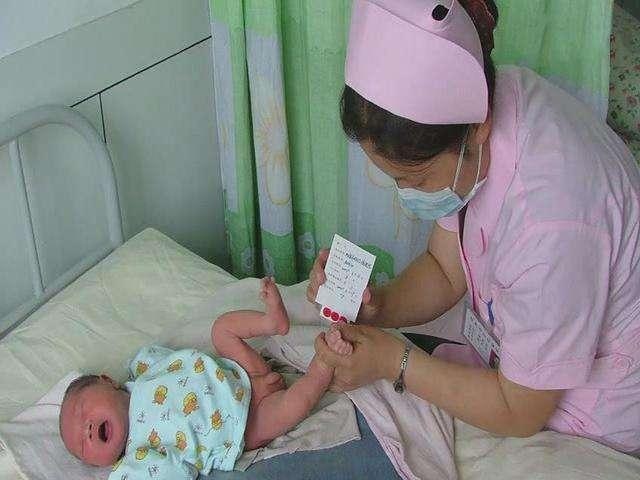 医生为什么要采集宝宝的“足跟血”？你知道原因吗？