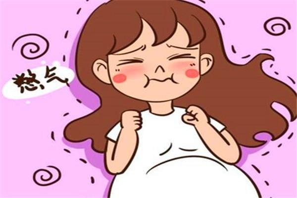 产道那么狭小，宝贝儿如何出来，妈妈真的不易