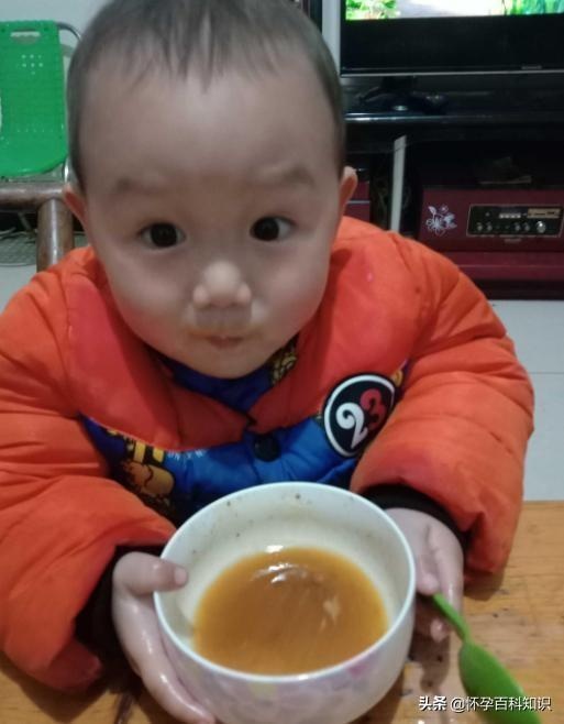 九岁女娃停止发育，只因妈妈经常给娃喝这汤，家长们都要注意了
