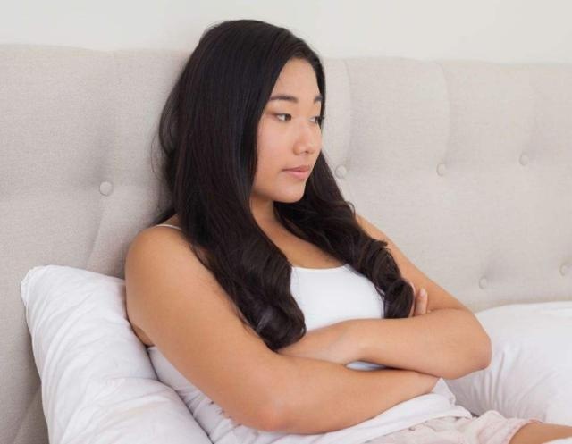 为什么医院不建议孕妇剖腹产？妇科专家说了心里话，很现实