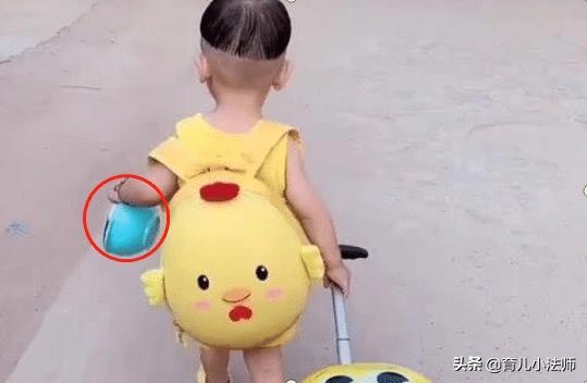 两岁萌宝离家出走，我穿尿不湿的怕过谁？